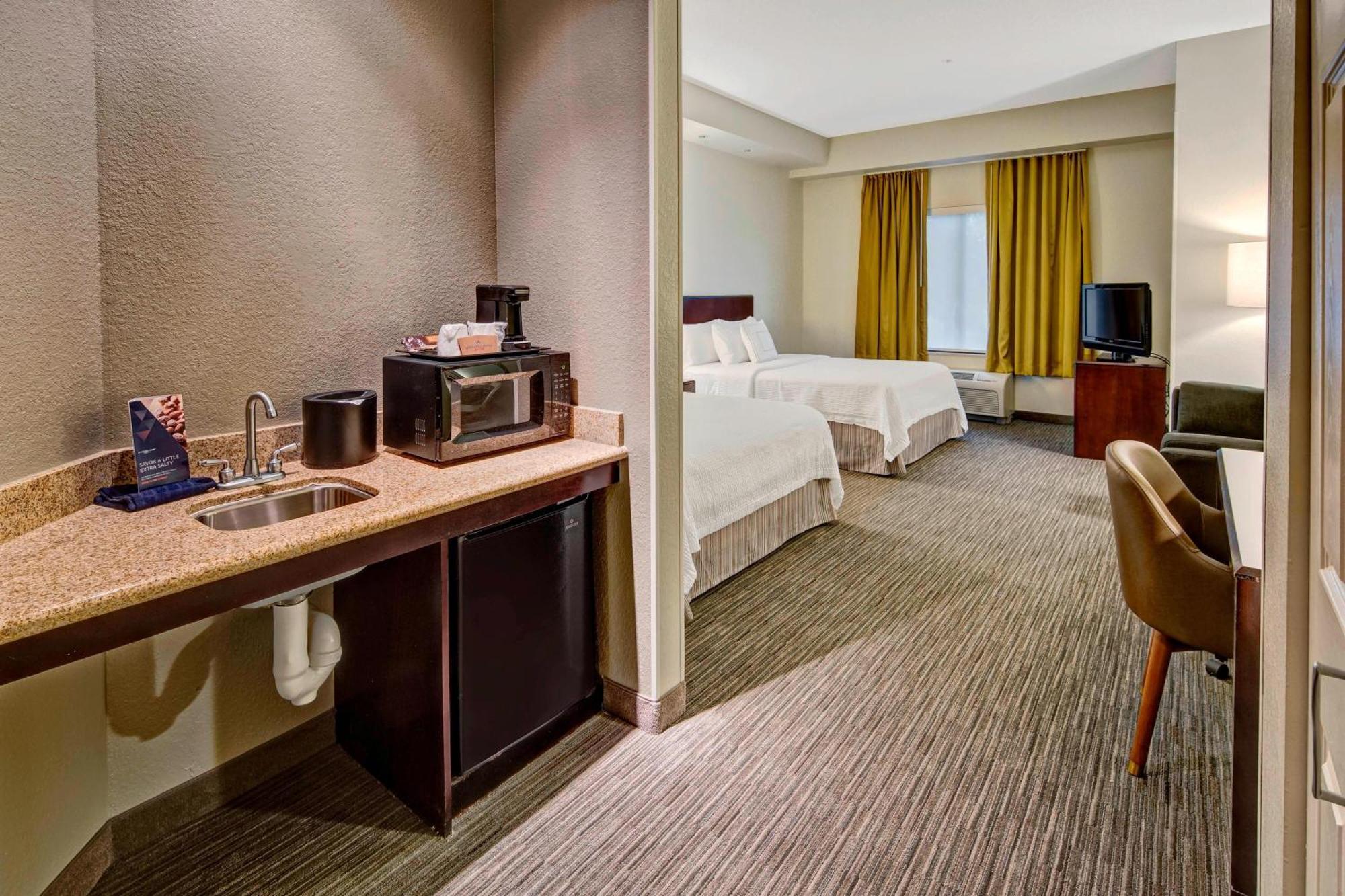 Springhill Suites By Marriott Naples Golden Gate Экстерьер фото